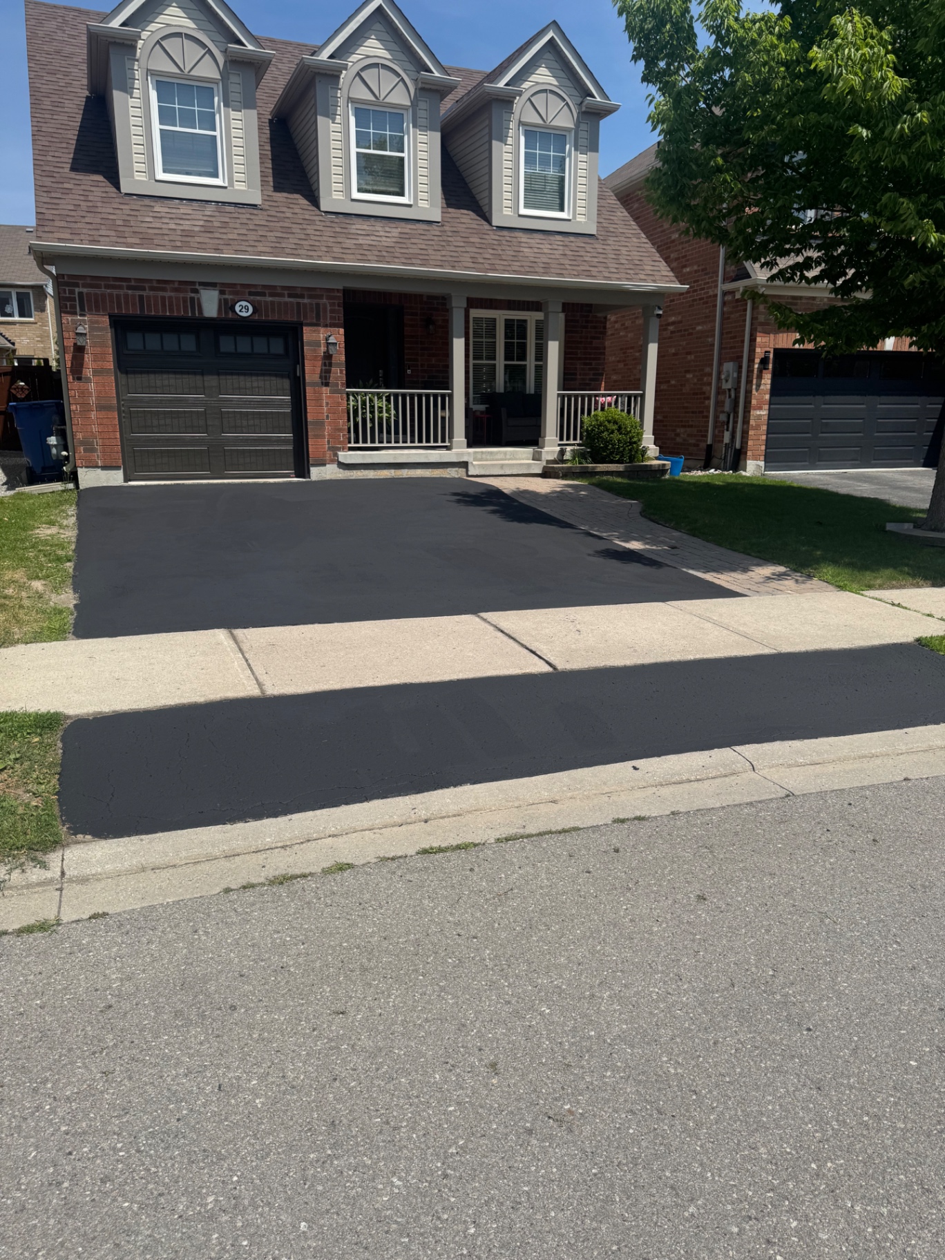 York Seal completed driveway sealing job 3